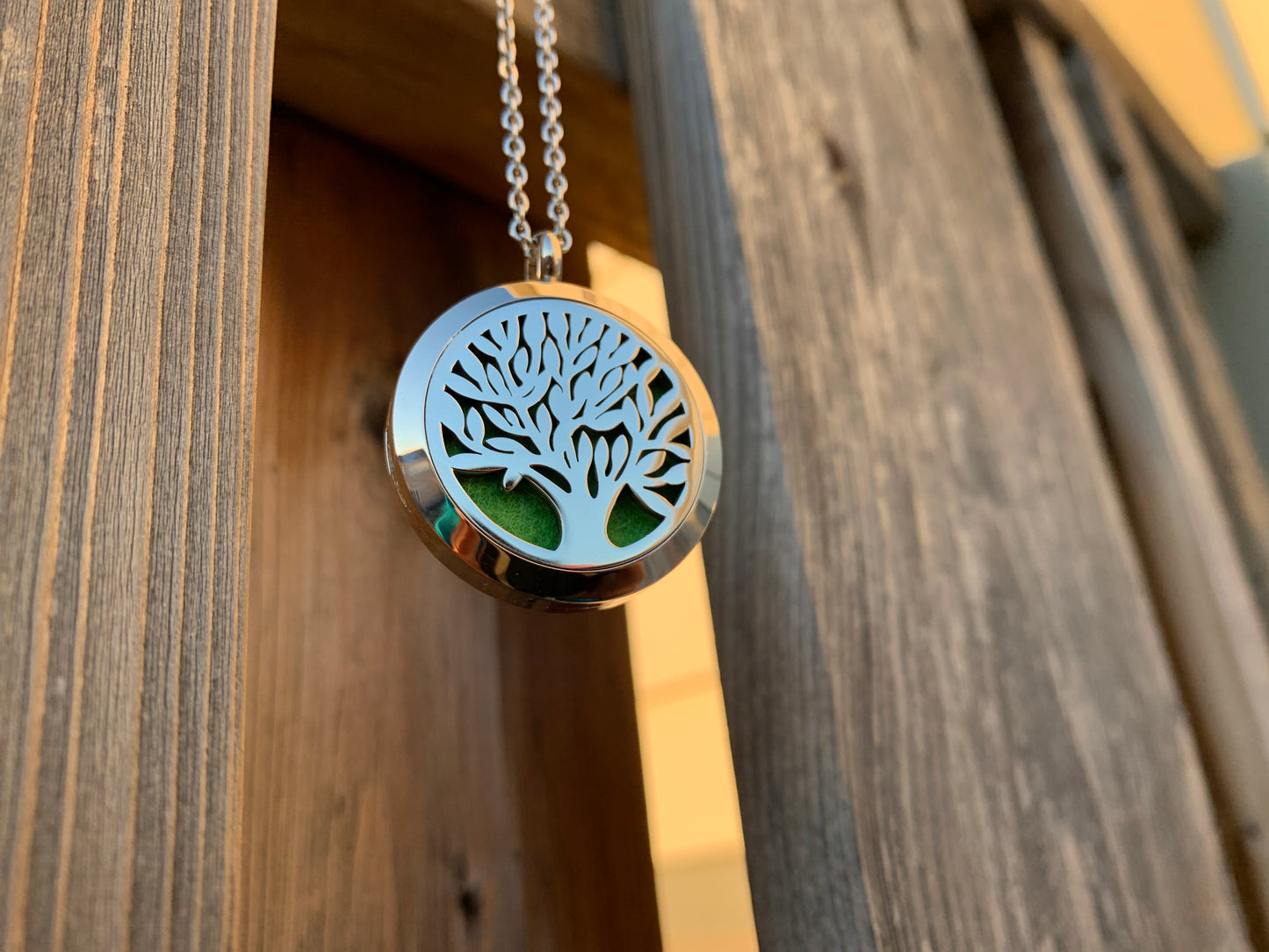 AromaTree Locket